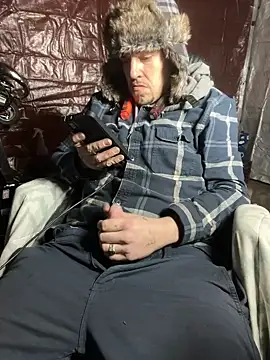 Snapshot of joeycbigcock chatting on January 2025 11:34:02 PM joeycbigcock online show from January 2025 11:34:02 PM