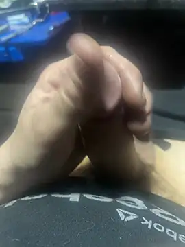 Snapshot of joeycbigcock chatting on February 2025 07:36:01 PM joeycbigcock online show from February 2025 07:36:01 PM