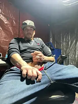 Snapshot of joeycbigcock chatting on February 2025 04:03:02 PM joeycbigcock online show from February 2025 04:03:02 PM