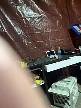 Snapshot of joeycbigcock chatting on March 2025 04:00:02 PM joeycbigcock online show from March 2025 04:00:02 PM