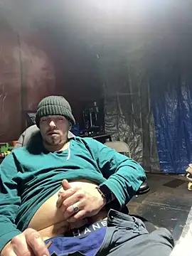 Snapshot of joeycbigcock chatting on March 2025 01:23:01 AM joeycbigcock online show from March 2025 01:23:01 AM