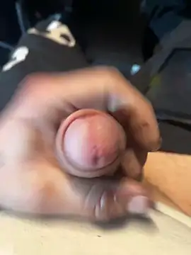 Snapshot of joeycbigcock chatting on March 2025 02:02:01 PM joeycbigcock online show from March 2025 02:02:01 PM