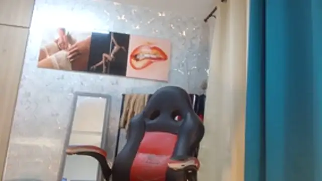 Samantabrown  online show from April 2026 11:14:02 AM