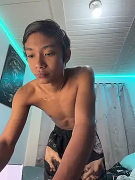 Snapshot of alejo_cute chatting on June 2026 02:38:01 PM alejo cute online show from June 2026 02:38:01 PM