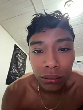 Snapshot of alejo_cute chatting on July 2026 01:39:02 PM alejo cute online show from July 2026 01:39:02 PM