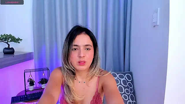 Lucyortiz  online show from January 2025 04:04:01 PM