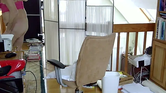 loreleia online show from January 2026 05:27:02 PM