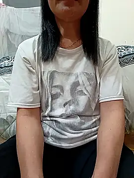 Snapshot of Asian_girl13 chatting on April 2026 11:27:01 PM Asian girl13 online show from April 2026 11:27:01 PM