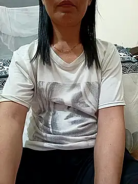 Snapshot of Asian_girl13 chatting on April 2026 10:51:01 AM Asian girl13 online show from April 2026 10:51:01 AM