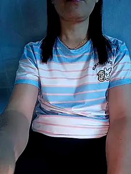 Snapshot of Asian_girl13 chatting on May 2026 01:55:01 AM Asian girl13 online show from May 2026 01:55:01 AM