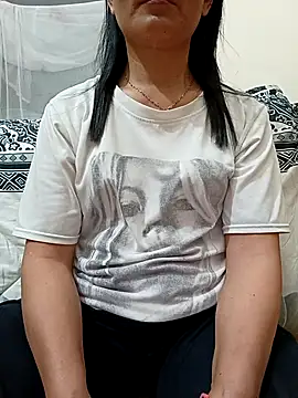 Snapshot of Asian_girl13 chatting on May 2026 02:33:01 PM Asian girl13 online show from May 2026 02:33:01 PM