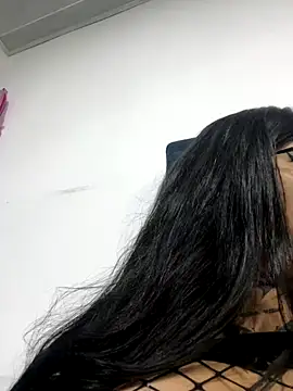 ZTahya online show from November 2025 11:59:01 PM