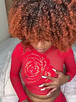 Snapshot of Star_Light2 chatting on January 2025 03:52:02 AM Star Light2 online show from January 2025 03:52:02 AM