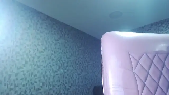 CurvyJulieth online show from September 2025 06:03:01 AM