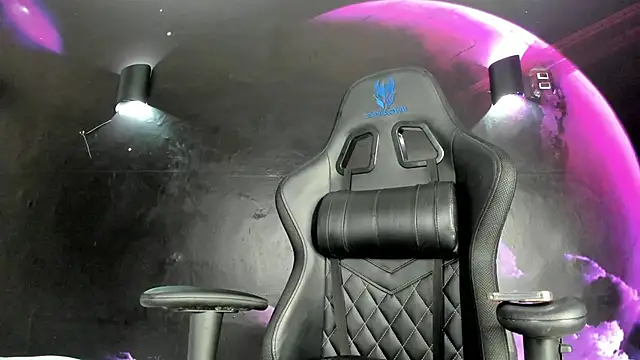 Snapshot of Lau_Beauty chatting on January 2025 08:54:01 PM Lau Beauty online show from January 2025 08:54:01 PM