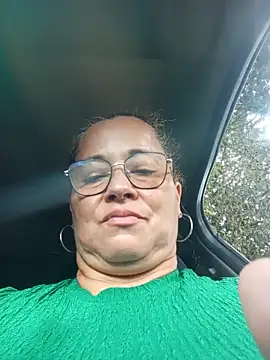 Snapshot of natally_ross21 chatting on February 2026 01:27:01 PM natally ross21 online show from February 2026 01:27:01 PM