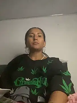 luna asss online show from October 2025 10:08:02 PM