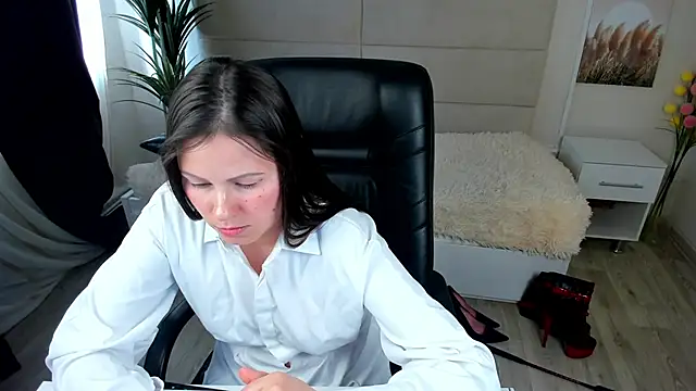 Dana  dom online show from March 2025 04:41:01 AM