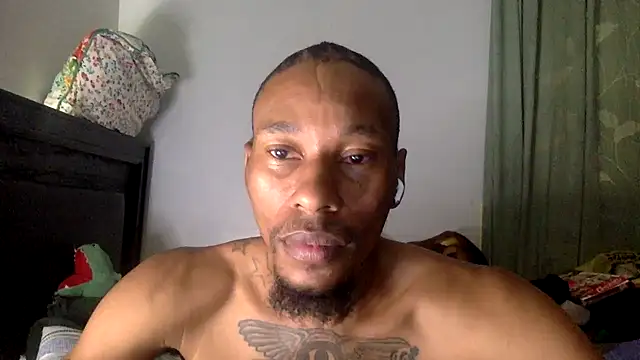 Snapshot of KingDerRico chatting on October 2025 10:01:01 PM KingDerRico online show from October 2025 10:01:01 PM