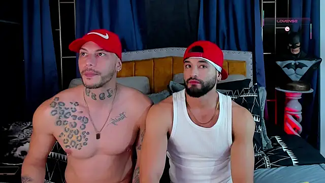 Snapshot of RickG_Oficial chatting on July 2026 03:54:02 AM RickG Oficial online show from July 2026 03:54:02 AM