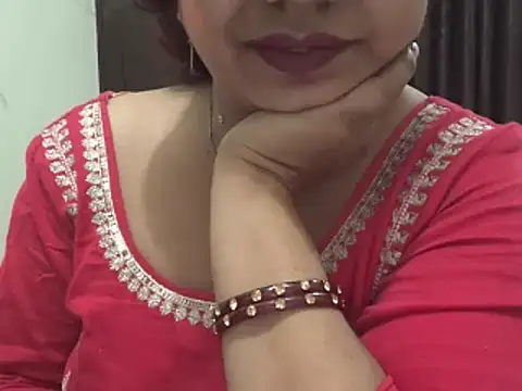 Snapshot of Gulaboo_bhabi chatting on January 2025 07:13:02 PM Gulaboo bhabi online show from January 2025 07:13:02 PM
