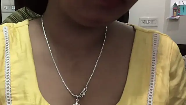 Snapshot of Gulaboo_bhabi chatting on February 2025 01:11:01 AM Gulaboo bhabi online show from February 2025 01:11:01 AM