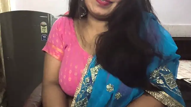 Snapshot of Gulaboo_bhabi chatting on June 2026 06:06:02 PM Gulaboo bhabi online show from June 2026 06:06:02 PM