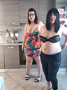 carolyne2023 online show from April 2026 07:34:01 AM