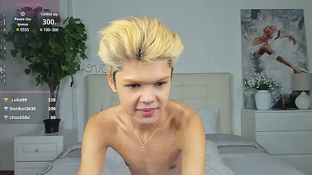 Felix Rey online show from March 2025 01:45:02 AM