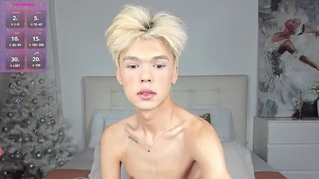 Snapshot of Felix_Rey chatting on January 2026 06:11:02 PM Felix Rey online show from January 2026 06:11:02 PM