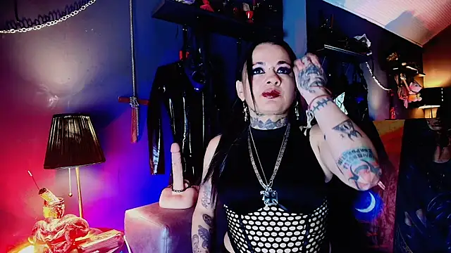 MorganaCrowley online show from September 2025 06:12:02 PM