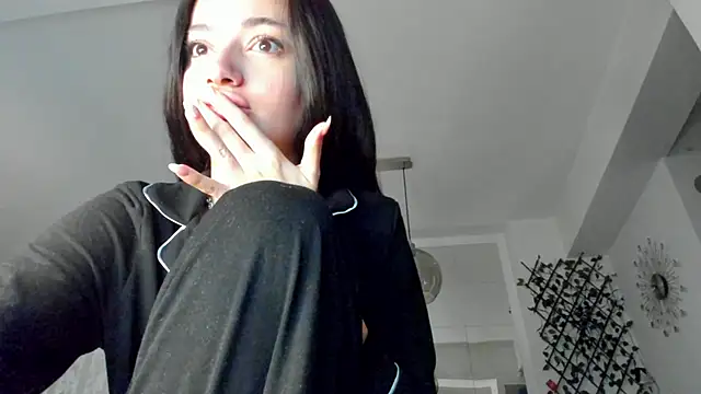 IreneVON online show from January 2025 05:50:02 AM