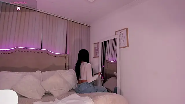 Bella ev online show from April 2026 05:49:01 AM