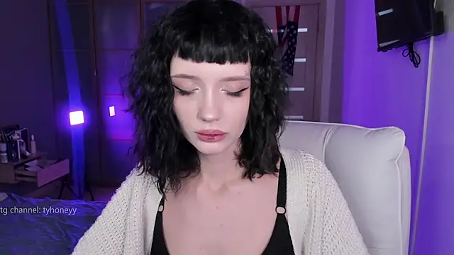 Snapshot of ElizabethBritanny chatting on February 2026 08:49:02 PM ElizabethBritanny online show from February 2026 08:49:02 PM