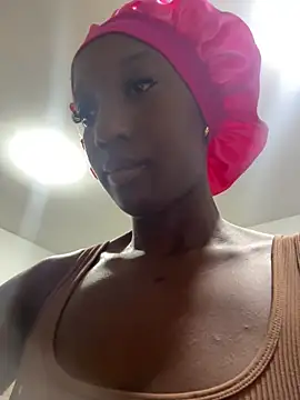 FiorelaLenin online show from February 2026 12:18:02 AM