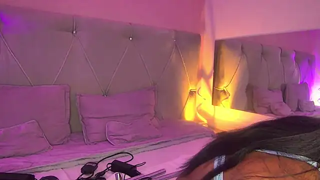 FiorelaLenin online show from February 2026 03:22:01 PM