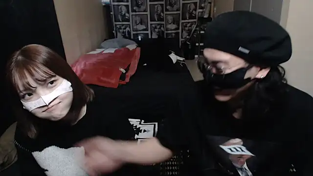 --SHUN-- online show from January 2025 03:48:01 AM