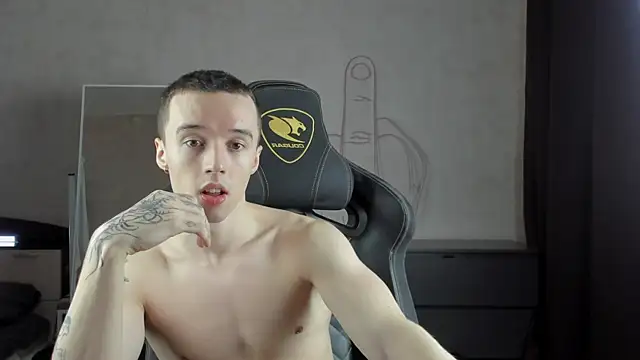 MasonWarholl online show from January 2025 05:37:01 PM