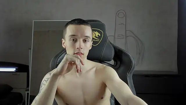 MasonWarholl online show from January 2025 04:26:01 AM