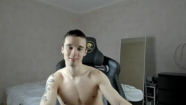 MasonWarholl online show from January 2025 02:35:01 AM