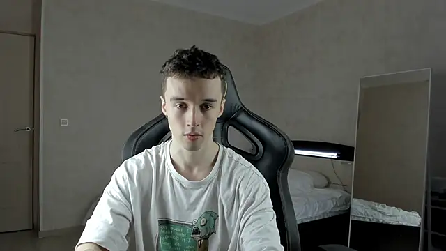 MasonWarholl online show from March 2025 03:05:01 PM