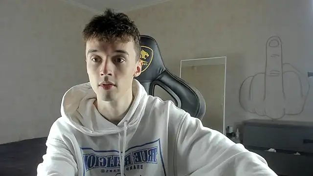 MasonWarholl online show from September 2025 02:39:02 AM