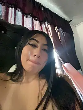 KittyRous online show from December 2024 04:22:01 AM