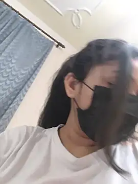 Snapshot of Sonam-378 chatting on January 2025 05:58:01 PM Sonam-378 online show from January 2025 05:58:01 PM