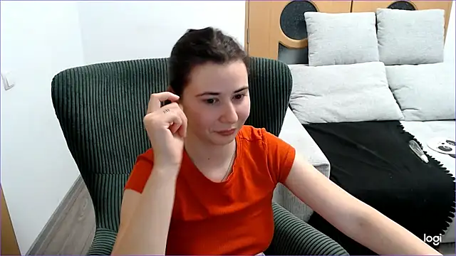 VioletaFlower7 online show from December 2025 09:57:01 PM