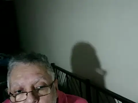 100Tauros online show from December 2025 07:53:02 PM