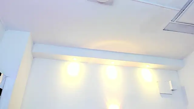 Snapshot of Juliabadlee chatting on March 2025 03:44:02 AM Juliabadlee online show from March 2025 03:44:02 AM