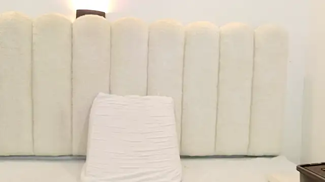 Snapshot of Juliabadlee chatting on September 2025 09:08:02 PM Juliabadlee online show from September 2025 09:08:02 PM