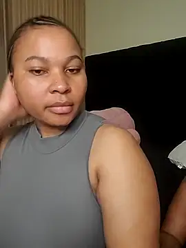 R-thequeen online show from June 2026 01:43:02 AM