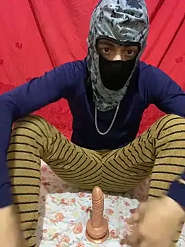 Snapshot of Rafik88xx chatting on December 2025 10:26:01 PM Rafik88xx online show from December 2025 10:26:01 PM